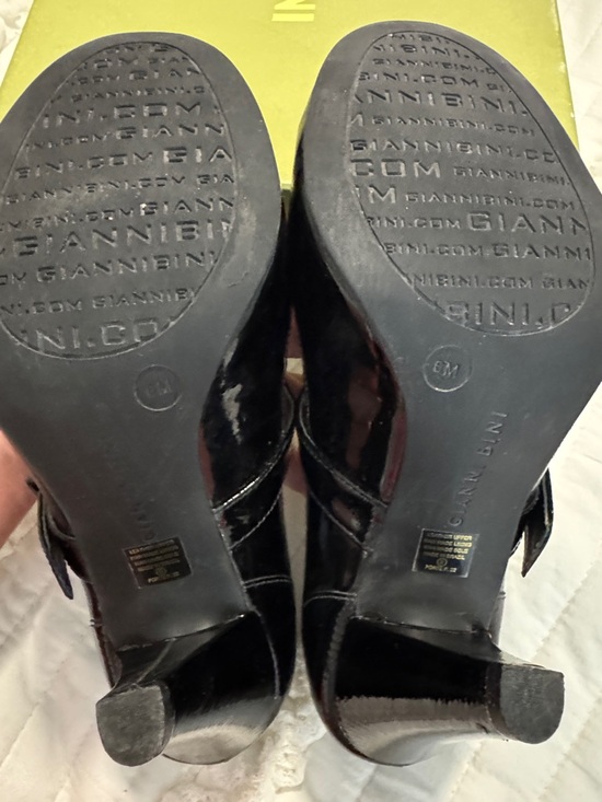 Gianni Bini Black Patent Mary Jane Heels - Women’s 6 - Picture 4 of 14